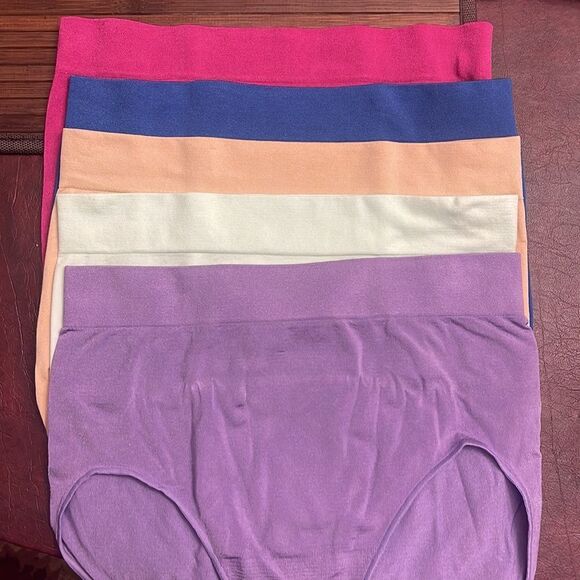 Carole Hochman Ladies' Seamless Brief, 5-pack XL - Picture 3 of 10